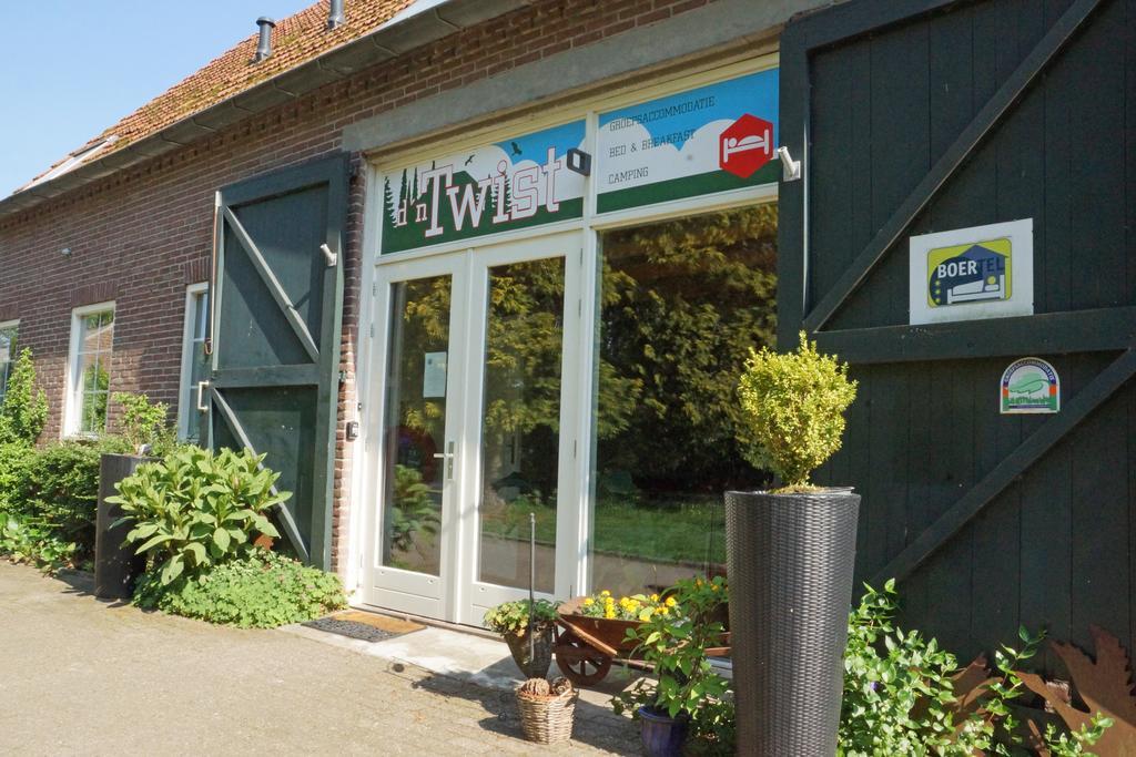 Overloon D'N Twist Bed & Breakfast エクステリア 写真